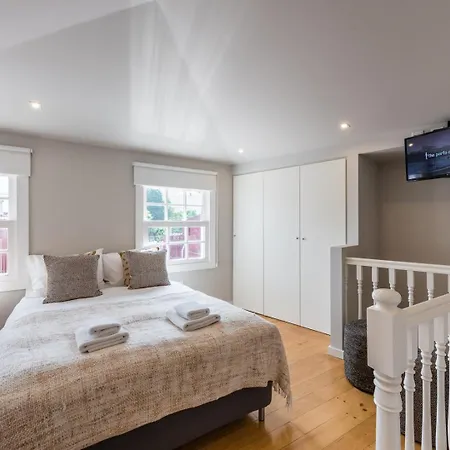 Guestready - Chic Retreat In The Heart Of Porto Apartment Exterior photo