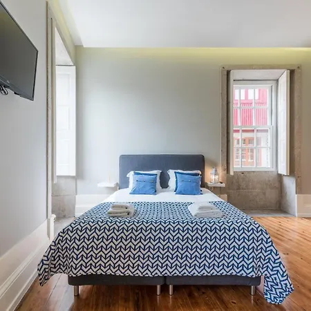 Guestready - Chic Retreat In The Heart Of Porto Apartment Exterior photo