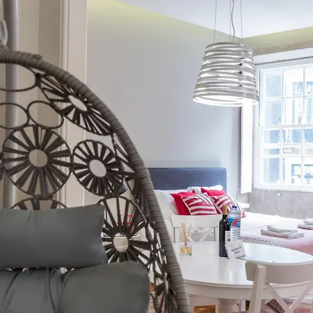 Guestready - Chic Retreat In The Heart Of Porto Apartment Exterior photo
